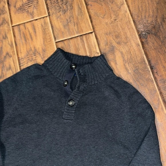 J Crew Sweater - Size Medium - Picture 4 of 6